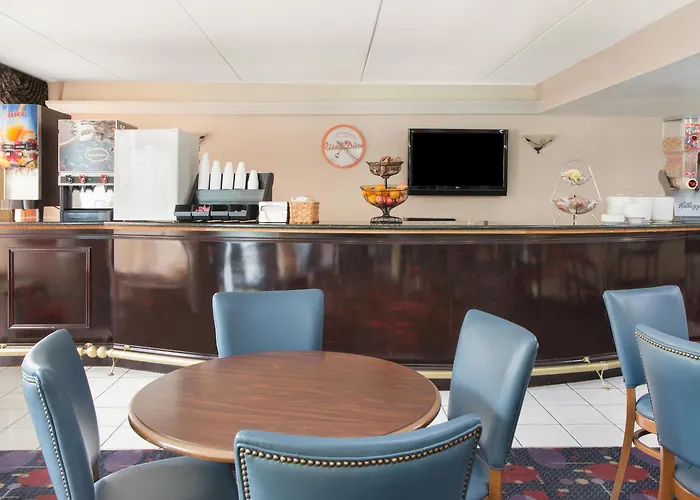 Baymont By Wyndham - Chicago - - O'hare Hotel Addison