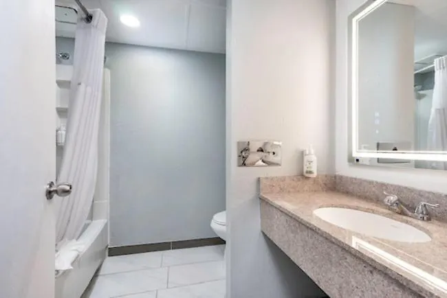 Baymont By Wyndham - Chicago - - O'hare 2* Addison