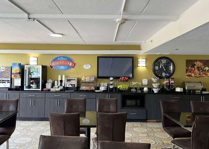 Baymont By Wyndham - Chicago - - O'hare Hotel Addison
