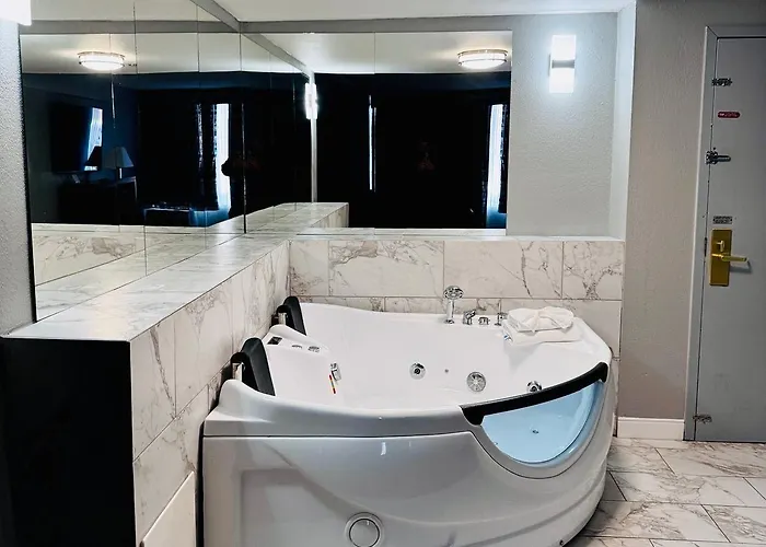 Baymont By Wyndham - Chicago - - O'hare Addison