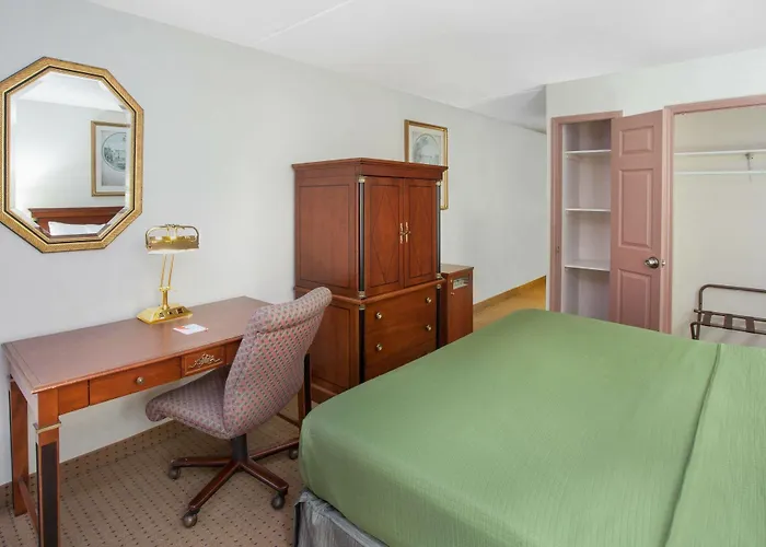 Baymont By Wyndham - Chicago - - O'hare Addison